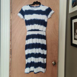 Old Navy Blue and White dress, short sleeves, cinched waist